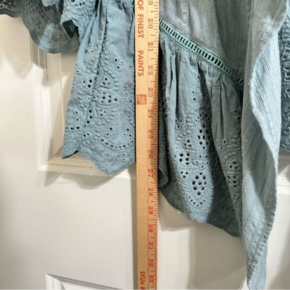 4 Piece Women’s Clothing Bundle | D&Co, Vince Camuto, Suzanne Betro, Casual Chic - Picture 10 of 12